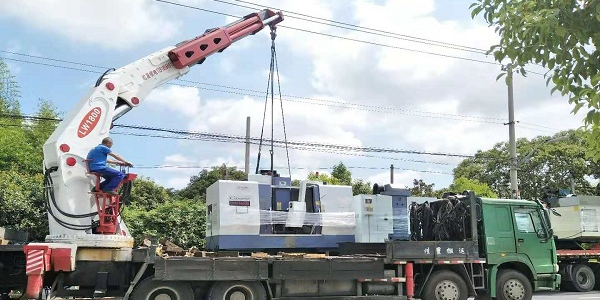 屹星設備吊裝搬運公司：室內(nèi)低空吊裝與高空吊裝的差別